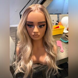 Aimson A51 Blonde Wavy Hair Wig